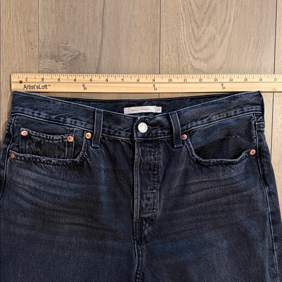 Levi's Premium Women's Wedgie Straight Black Denim Jeans Size 31 Busted Knee EUC - Picture 12 of 15